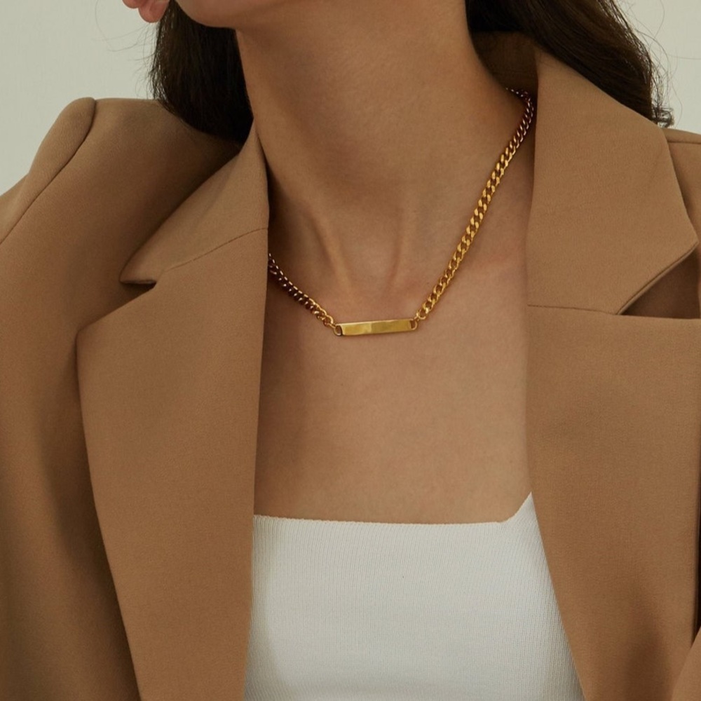 Bar Chain Necklace - Picture 6 of 7
